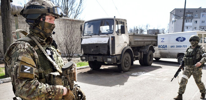 Росіяни розміщують військових у діючих школах в окупації, щоб прикриватись дітьми – ССО - Фото