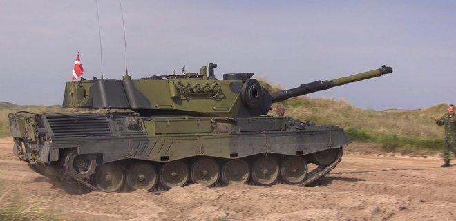 Міністр оборони Данії визнав, що частина танків Leopard прибула до України з дефектами - Фото