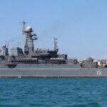 Два десантні кораблі росіян вражені внаслідок удару по Севастополю: росЗМІ повідомляють про десятки загиблих окупантів