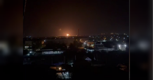 Десятки дронів атакували НПЗ та військовий аеродром у Краснодарському краї росії, — ЗМІ (відео)
