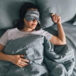 Неправильне положення під час сну скорочує життя: експерти порадили, яку позу обирати