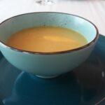 Суп гороховий з курячими сердечками: смачно, ситно та бюджетно