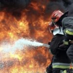 Пожежа в Києві: палає будівля ресторану на лівому березі (відео)
