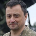 Президент звільнив командувача Повітряних сил Миколу Олещука