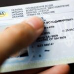 Заробляють по 20 тисяч грн за 20 хвилин: стала відомою схема купівлі водійських прав у сервісних центрах