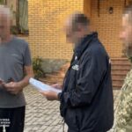 Вкрали понад 36 млн грн на закупівлі запчастин для літаків ЗСУ: правоохоронці повідомили про підозру експосадовцю та його спільникам