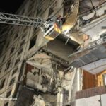 Терористи продовжують атакувати мирні міста: в Харкові через обстріл загинула дитина,…