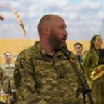 «Потрібно не людей на концерті Вакарчука ловити, а створити умови, аби люди самі хотіли піти служити», — Мирослав Гай
