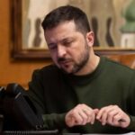 На Зеленського тиснуть, щоб він знайшов шляхи для переговорів з путіним, — ЗМІ