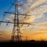 Дванадцятий удар по українській енергетиці: хто опинився під ударом, де найбільше не буде світла і чого можна очікувати далі