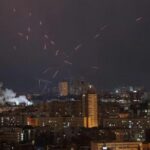 Ненадійний союзник: США почали погрожувати Україні відключенням Starlink без угоди…