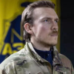 «Маріупольський гарнізон тримав оборону міста 86 діб. Вони в неволі більше 1000 днів. Забути про це означає зрадити їх», — Денис Прокопенко