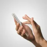 Мобільний зв’язок не відключатимуть при обстрілах — заявив Федієнко — новини України
