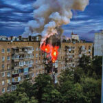 Десятки дронів атакували Харків уночі: є загиблі та поранені (фото, відео)