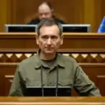 Виїзд за кордон чоловіків до 24 років: Веніславський розповів, коли…