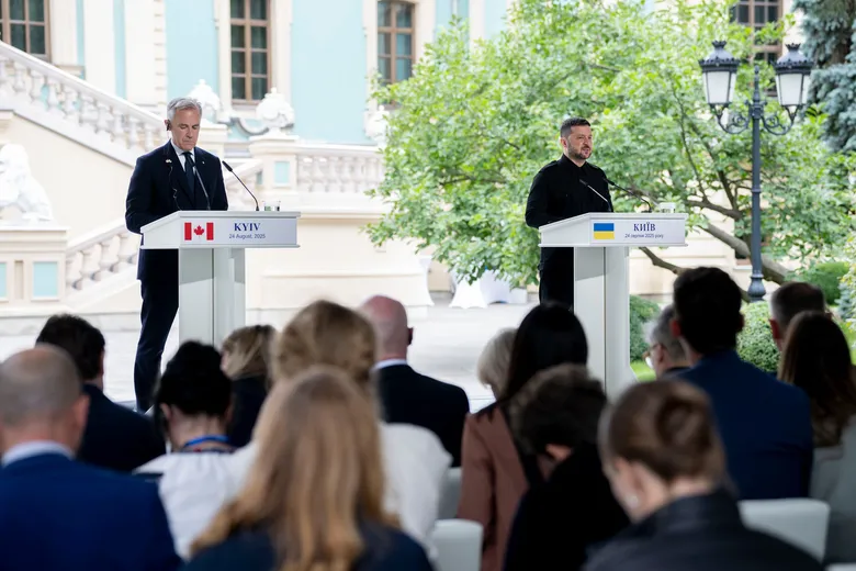 Канада виділить 500 мільйонів доларів на придбання американської зброї для України