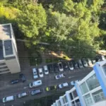 У Києві чоловік вижив після падіння з 19 поверху: він…