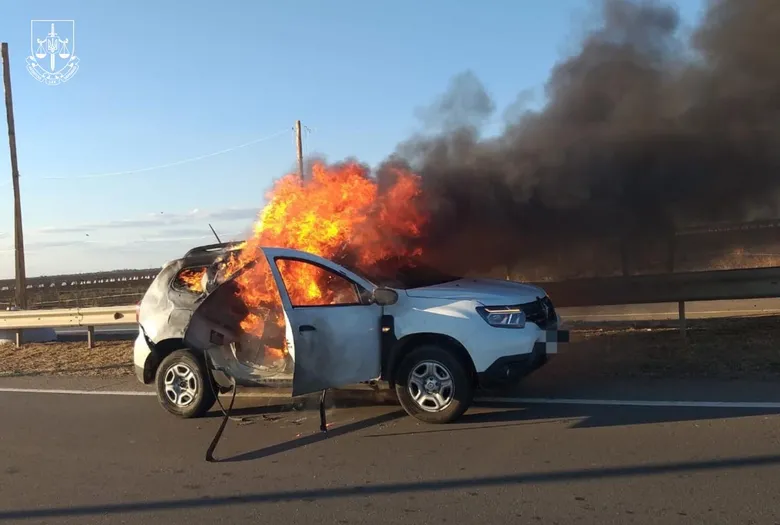 Росія атакувала авто прокуратури на Херсонщині &ndash; двоє працівників постраждали