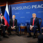В готелі на Алясці знайшли урядові документи США щодо зустрічі Трампа і путіна: що там цікавого