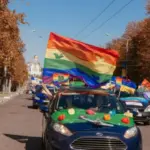 Група радикальних молодиків намагалася зірвати “ХарківПрайд-2025”: втрутилася поліція