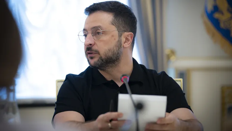 Зеленський про вибори: Охочі, дайте мені можливість закінчити війну
