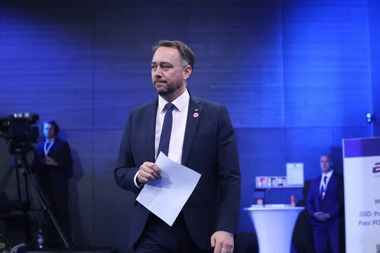 Глава МЗС Бельгії закликав тих, хто блокує вступ України в ЄС, не забувати свою історію