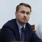“Простіше розповідати про політику, ніж про розкрадання на ремонтів укриттів”:…