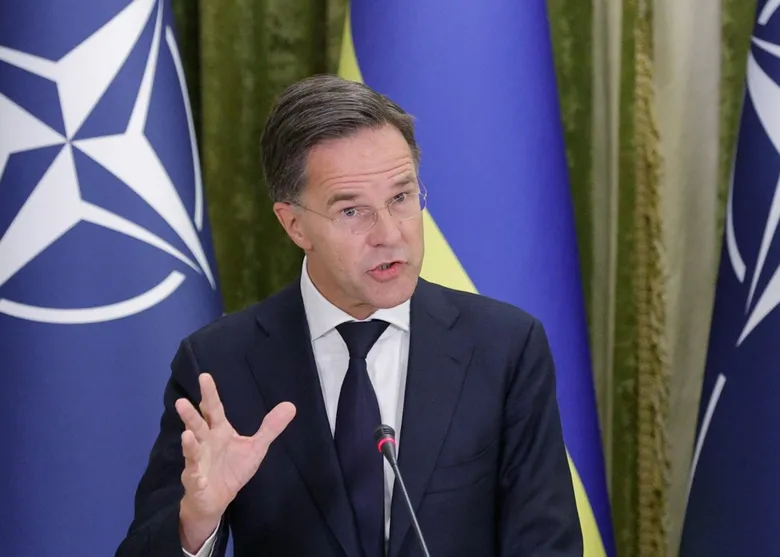 Рютте заявив, що Польща має відреагувати на вибух російського дрона на її території