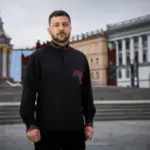 Незалежність гартується на полі бою: Зеленський привітав українців зі святом