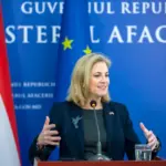 Міністр закордонних справ Австрії заявив, що Китай має підштовхнути Путіна…