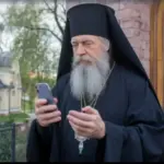 Росія запускає “православного посланця” “Зосима” з доступом до паспортних даних
