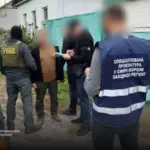 За переведення солдата в тил вимагали 5500 доларів: на Хмельниччині…