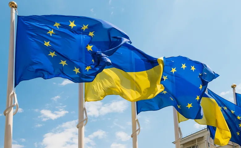 У Брюсселі підтримали план, який дозволить обійти вето Угорщини у процесі вступу України та Молдови