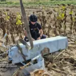 У Київській області збирали соняшник, і знайшли ракету з боєголовкою…