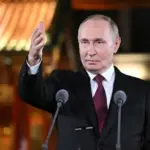 Путін уникає зустрічі та «запросив» Зеленського до Москви. Київ радить…