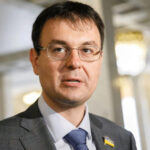 Виплати під загрозою? Гетманцев відповів, чи можуть затримати зарплати та…