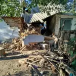 Двоє чоловіків постраждали внаслідок атак дронів у Харківській області –…