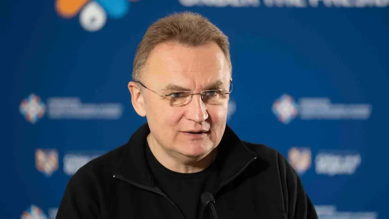 Садовий заявив про прослушку у своєму кабінеті – відео