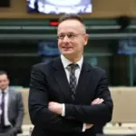 Угорщина не збирається відмовлятися від російської нафти, навіть якщо Трамп…