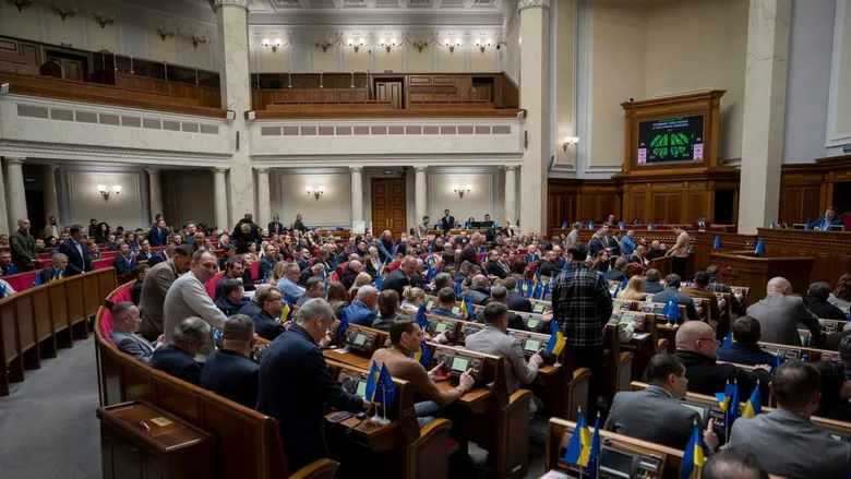 Рада проголосувала за відновлення трансляцій засідань парламенту