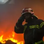 На парковці у Святошинському районі Києва горять автомобілі внаслідок російського…