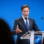 Рютте: НАТО вирішуватиме, чи збивати російські дрони та літаки, спираючись…