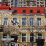 Одна з будівель польського посольства в Києві була пошкоджена внаслідок…