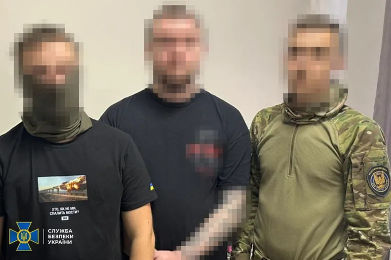 СБУ: Затримано агентів ФСБ, які постачали Росії українські SIM-карти для дронів-камікадзе