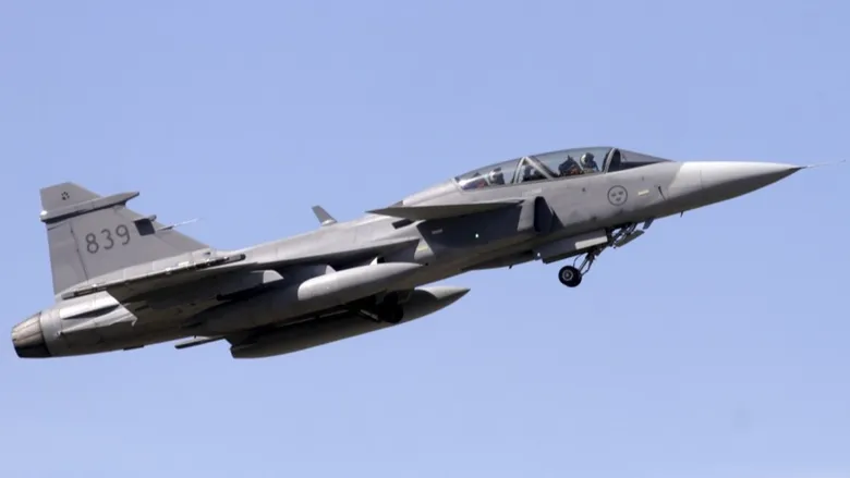 Вперше в історії: Україна очікує на шведські винищувачі Gripen