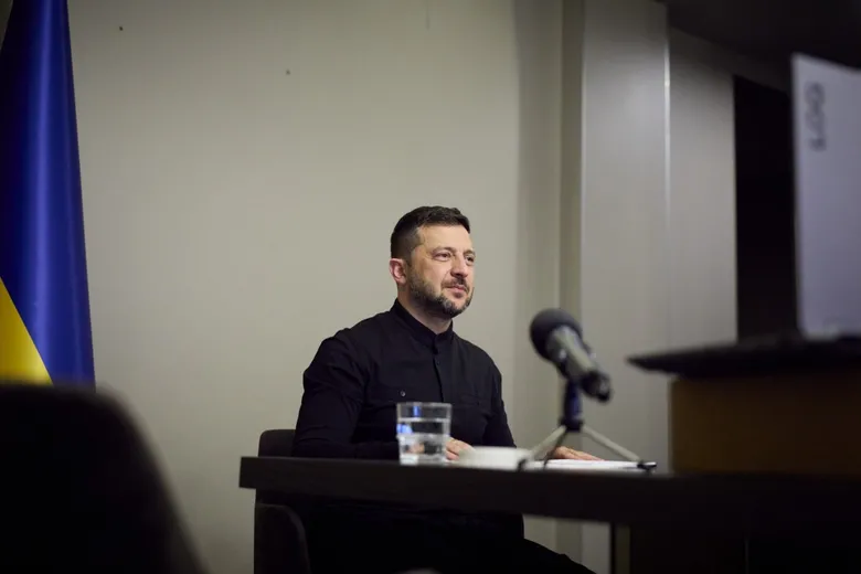 Зеленський: Нам потрібні глобальні правила щодо застосування ШІ в системах озброєнь