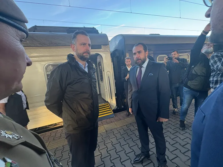 До України прибули Косіняк-Камиш із делегацією Міноборони і Збройних сил Польщі