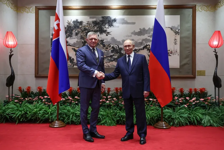 Зеленський дорікнув партнерам, які обіймалися з Путіним й тиснули 