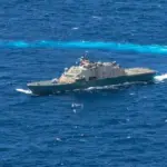 Венесуельські винищувачі пролетіли поруч із військовим кораблем США