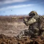 Російська армія втратила 890 солдатів та 40 артилерійських систем за…